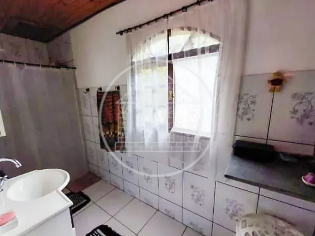 Chácara com 3000m² 4 quartos e 4 banheiros, à venda, no bairro Itararé em Embu-Guaçu