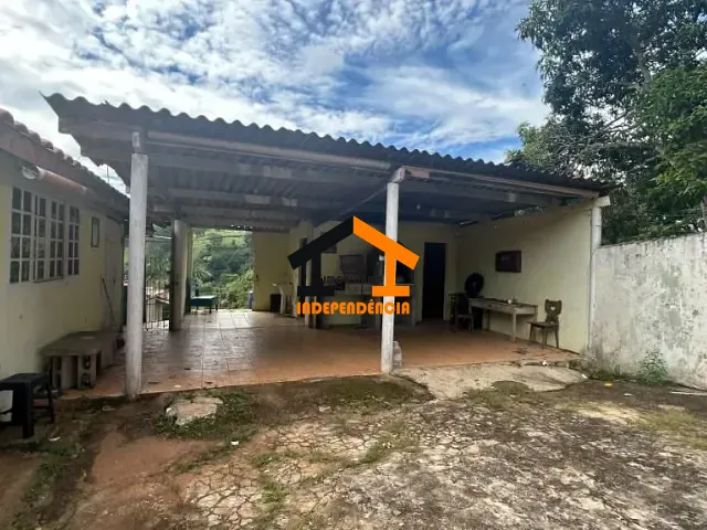Chácara com 1000m² 3 quartos e 4 banheiros, à venda, no bairro Parque São Gabriel em Itatiba