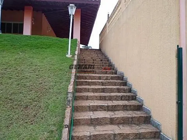 Chácara com 2500m² 6 quartos e 6 banheiros, à venda, no bairro Terras de Itaici em Indaiatuba