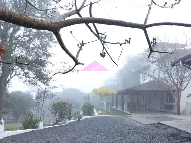 Chácara com 6160m² 5 quartos e 4 banheiros, à venda, no bairro Área Rural de Paraibuna em Paraibuna