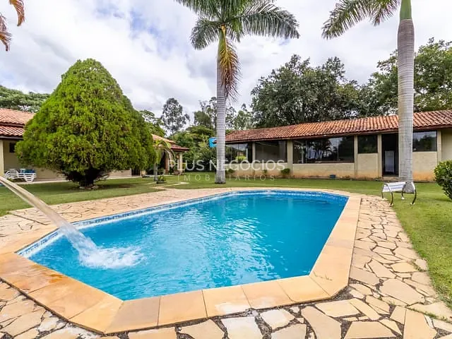 Chácara com 24000m² 7 quartos e 5 banheiros, à venda, no bairro Condomínio Chácaras da Planície em Araçoiaba da Serra