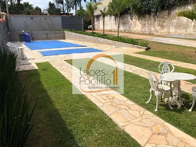 Chácara com 1000m² 6 quartos e 3 banheiros, à venda ou para alugar, no bairro Jardim Estância Brasil em Atibaia
