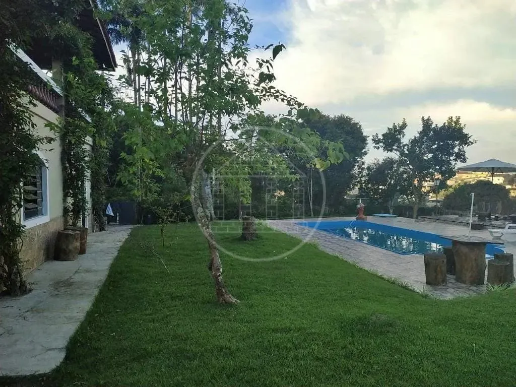 Sítio, 4 quartos, 2100 m² - Foto 3
