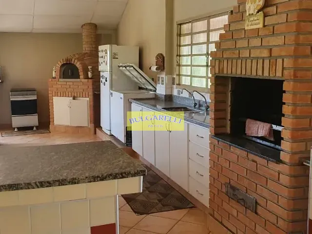 Chácara com 3623m² 4 quartos e 4 banheiros, à venda, no bairro colonia em Jundiaí