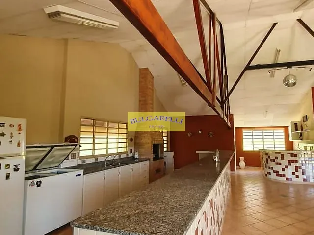 Chácara com 3623m² 4 quartos e 4 banheiros, à venda, no bairro colonia em Jundiaí