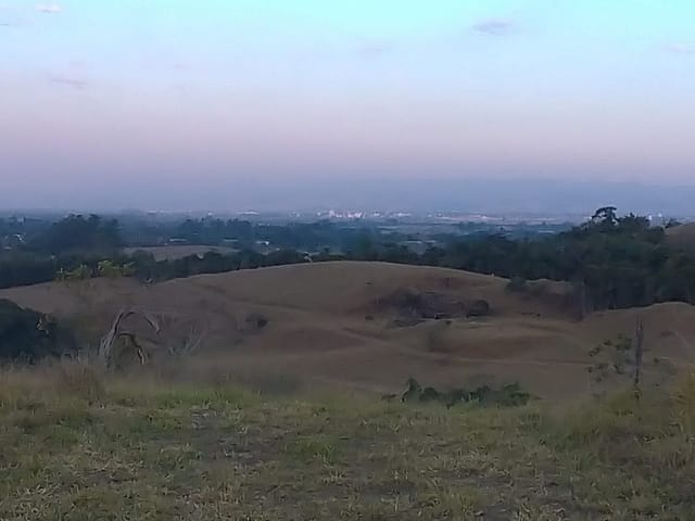 Chácara à venda, no bairro Piracuama em Pindamonhangaba