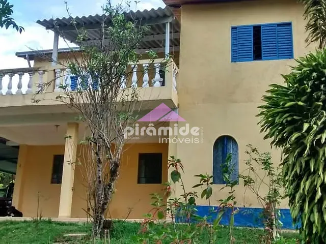 Chácara com 5000m² 3 quartos e 3 banheiros, à venda, no bairro Capuava em São José dos Campos