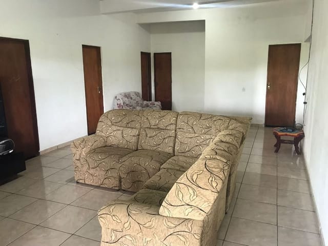 Chácara com 40m² 6 quartos e 8 banheiros, à venda, no bairro Água Espraiada (Caucaia do Alto) em Cotia