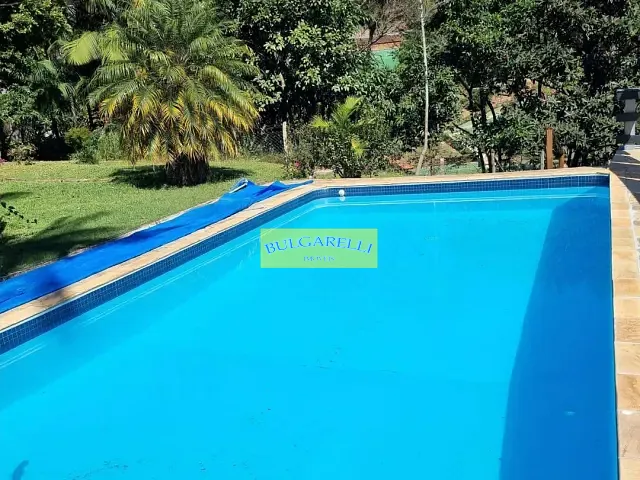Chácara com 3000m² 2 quartos e 3 banheiros, à venda, no bairro Caxambu em Jundiaí