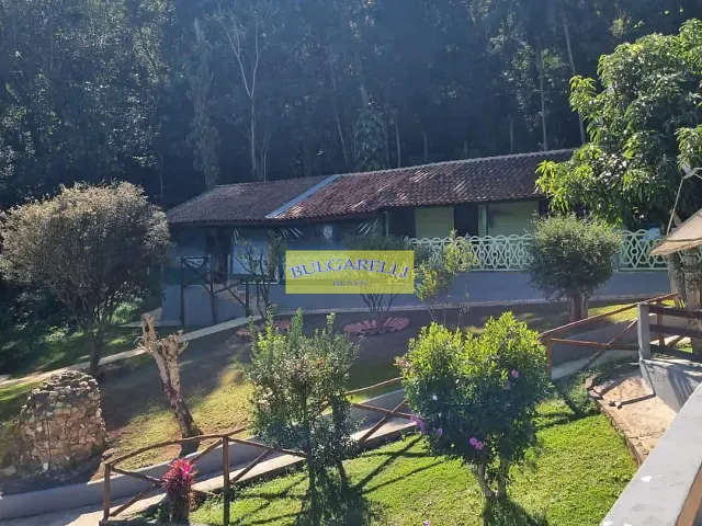 Chácara com 3000m² 2 quartos e 3 banheiros, à venda, no bairro Caxambu em Jundiaí