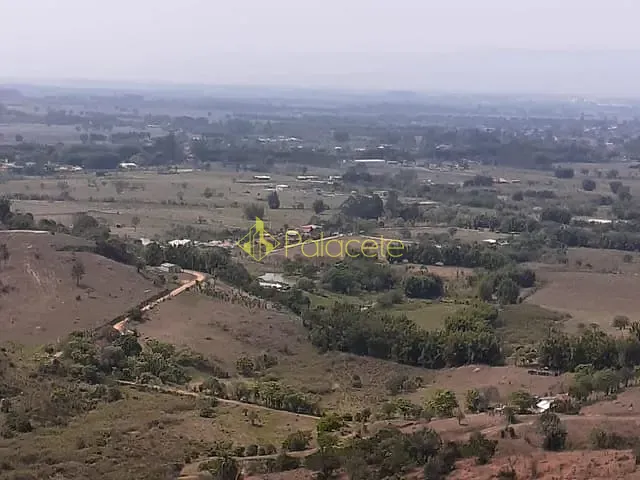 Chácara com 20000m², à venda, no bairro Mandú em Pindamonhangaba
