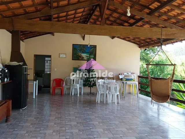 Chácara com 12000m² 3 quartos e 3 banheiros, à venda, no bairro Itapeva em Paraibuna