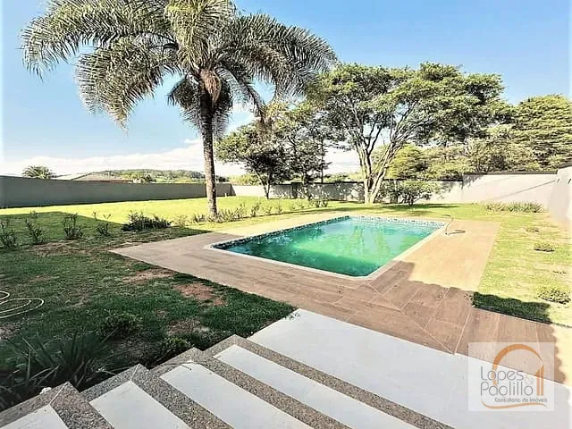 Chácara com 952m² 7 quartos e 4 banheiros, à venda, no bairro Vitória Régia em Atibaia