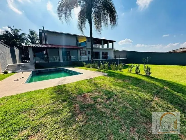 Chácara com 952m² 7 quartos e 4 banheiros, à venda, no bairro Vitória Régia em Atibaia