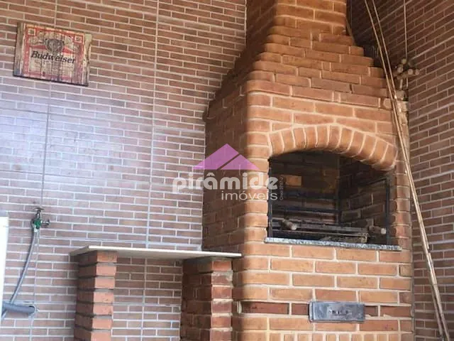 Chácara com 1300m² 3 quartos e 2 banheiros, à venda, no bairro Parque Alpina em Igaratá