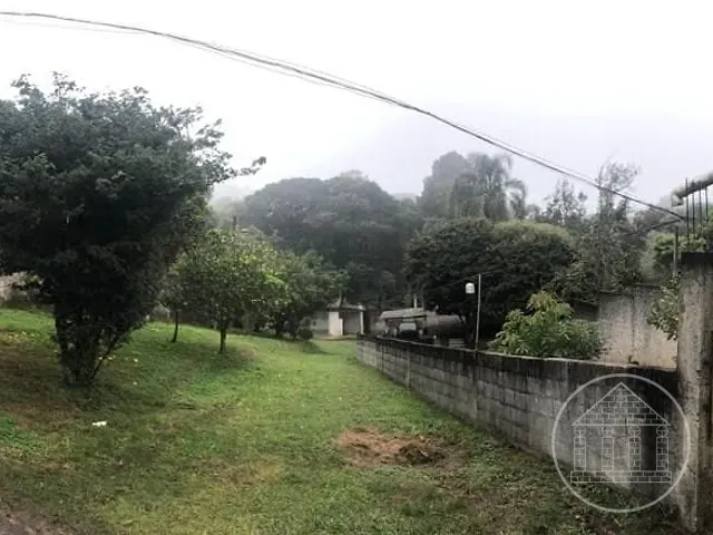 Chácara com 1400m² 4 quartos e 2 banheiros, à venda, no bairro Jardim Recanto do Sol em São Paulo