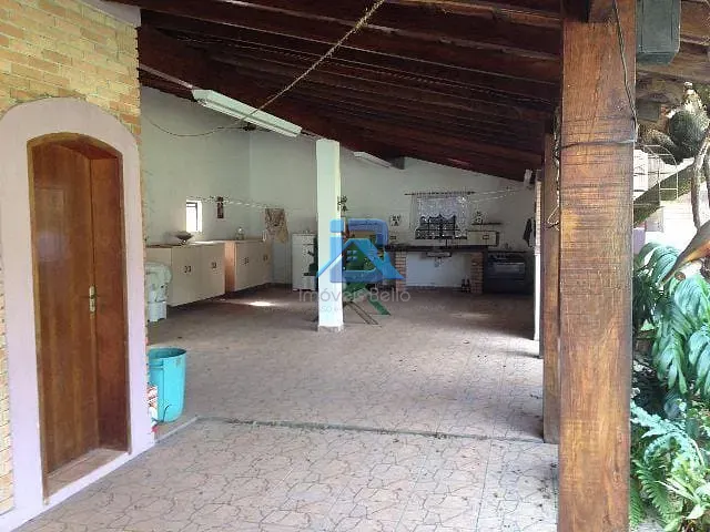 Chácara com 2000m² 3 quartos e 4 banheiros, à venda, no bairro Loteamento Caminhos do Sol em Itatiba