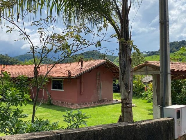 Chácara com 5000m² 1 quarto e 2 banheiros, à venda, no bairro Juncal em Extrema