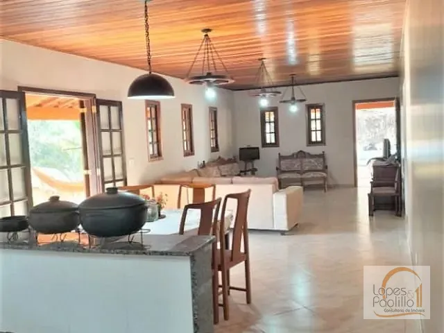 Chácara com 2000m² 3 quartos e 2 banheiros, à venda, no bairro Vicente Nunes em Nazaré Paulista