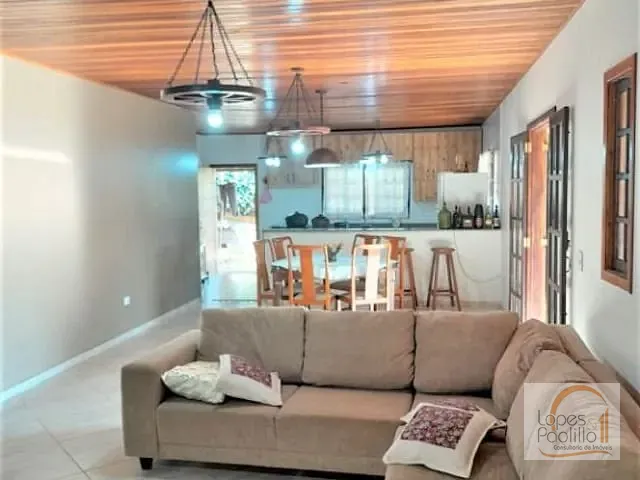 Chácara com 2000m² 3 quartos e 2 banheiros, à venda, no bairro Vicente Nunes em Nazaré Paulista