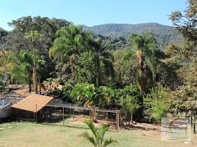 Chácara com 2000m² 3 quartos e 2 banheiros, à venda, no bairro Vicente Nunes em Nazaré Paulista