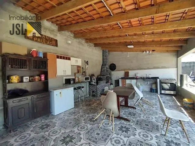 Chácara com 1180m² 3 quartos e 3 banheiros, à venda, no bairro Sítio Portal Vila Rica em Caçapava