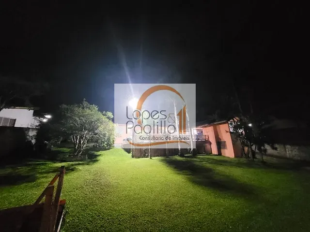 Chácara com 891m² 3 quartos e 3 banheiros, à venda, no bairro Jardim Imperial em Atibaia