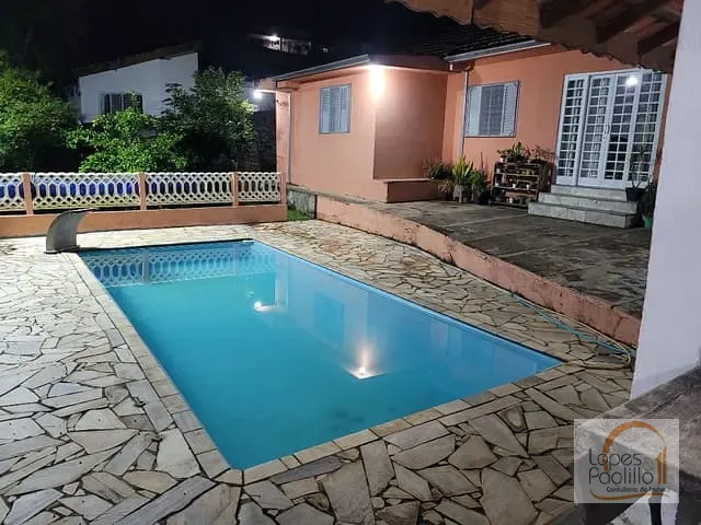 Chácara com 891m² 3 quartos e 3 banheiros, à venda, no bairro Jardim Imperial em Atibaia