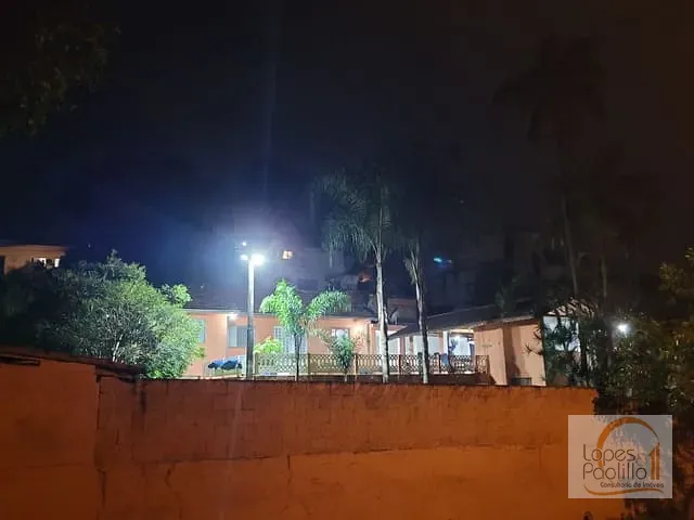 Chácara com 891m² 3 quartos e 3 banheiros, à venda, no bairro Jardim Imperial em Atibaia