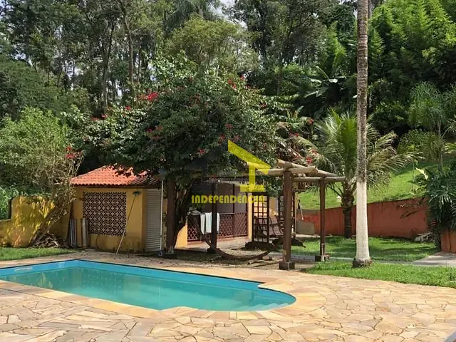 Chácara com 1200m² 3 quartos e 4 banheiros, à venda, no bairro Portal das Acácias em Santana de Parnaíba