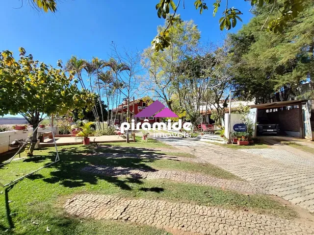 Chácara com 2400m² 10 quartos e 12 banheiros, à venda, no bairro Estrada Velha em Cunha