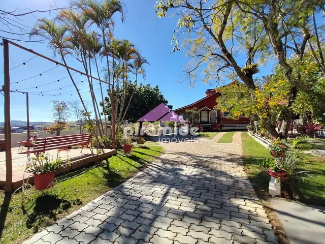Chácara com 2400m² 10 quartos e 12 banheiros, à venda, no bairro Estrada Velha em Cunha