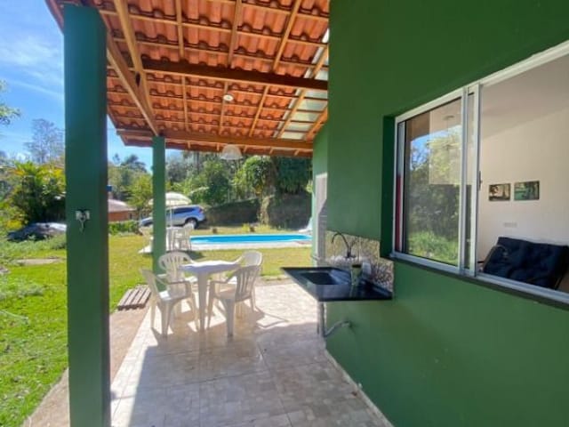 Chácara com 2700m² 3 quartos e 5 banheiros, à venda, no bairro Chácara Remanso (Caucaia do Alto) em Vargem Grande Paulista