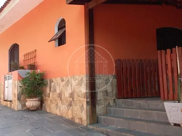 Chácara com 960m² 5 quartos e 5 banheiros, à venda, no bairro Chácara São Geraldo em Embu-Guaçu