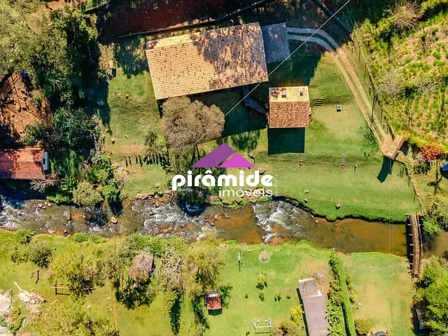 Chácara com 300m² 3 quartos e 2 banheiros, à venda, no bairro ponte nova em Sapucaí-Mirim