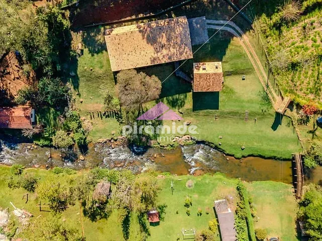 Chácara com 300m² 3 quartos e 2 banheiros, à venda, no bairro ponte nova em Sapucaí-Mirim