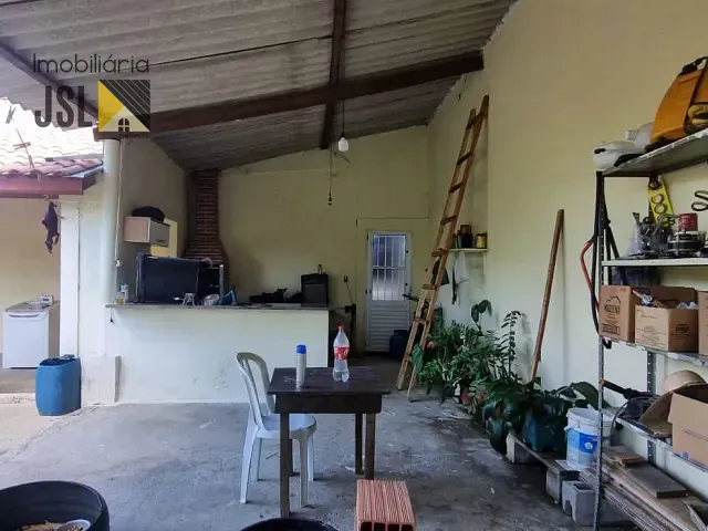 Chácara 3 quartos e 2 banheiros, à venda, no bairro Chácaras Santa Rita em Caçapava