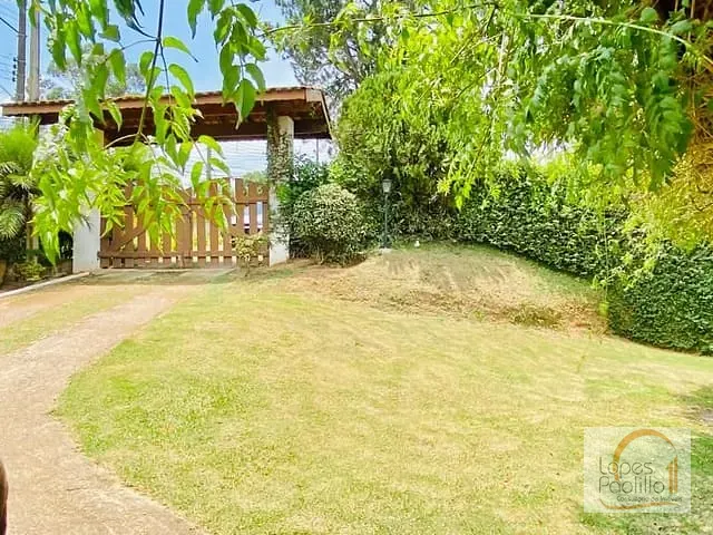 Chácara com 2319m² 3 quartos e 3 banheiros, à venda, no bairro Vale dos Pinheiros em Atibaia