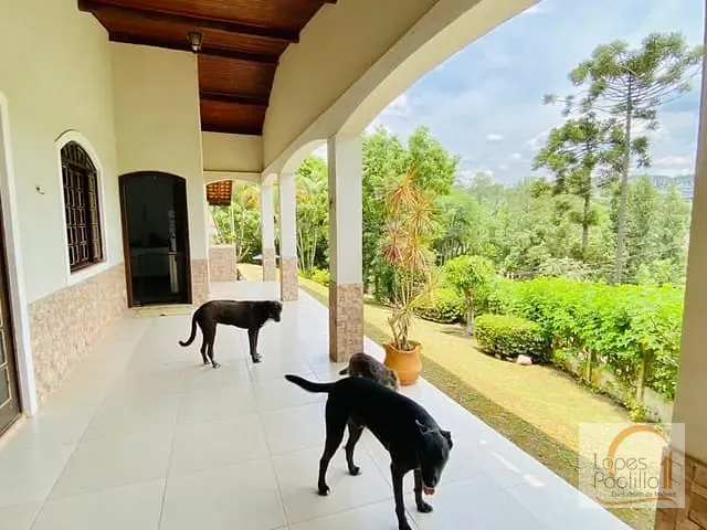 Chácara com 2319m² 3 quartos e 3 banheiros, à venda, no bairro Vale dos Pinheiros em Atibaia