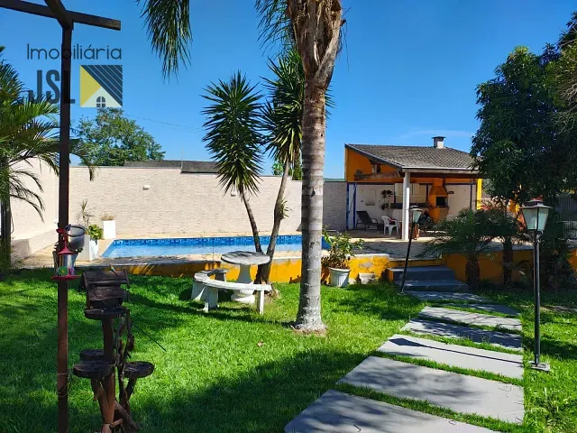 Chácara com 1058m² 3 quartos e 2 banheiros, à venda, no bairro Portal Mantiqueira em Caçapava