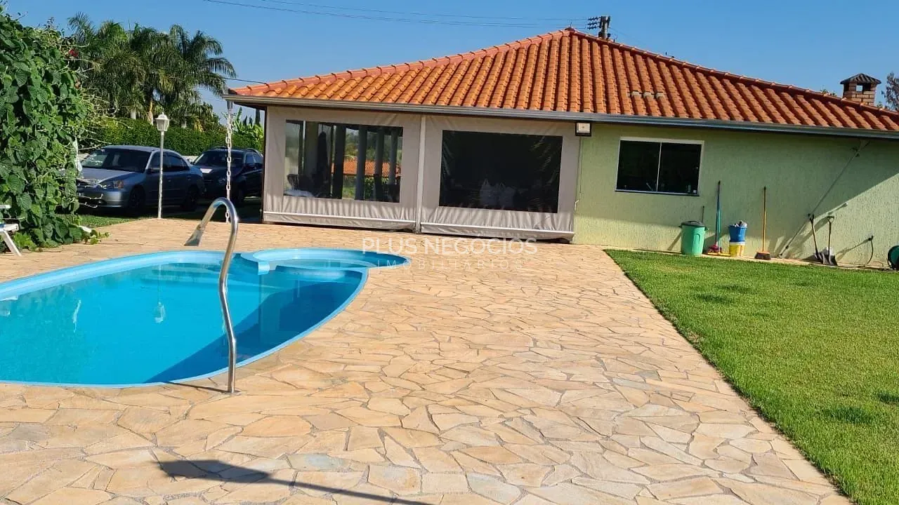 Sítio, 3 quartos, 800 m² - Foto 1