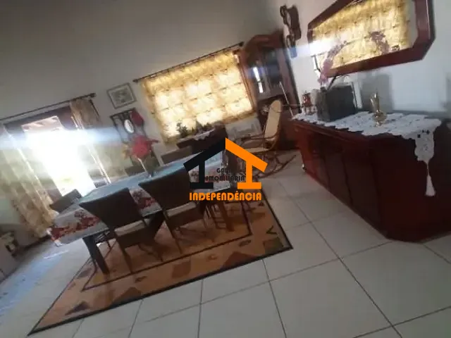 Chácara com 1200m² 3 quartos e 1 banheiro, à venda, no bairro Portal São Marcelo em Bragança Paulista