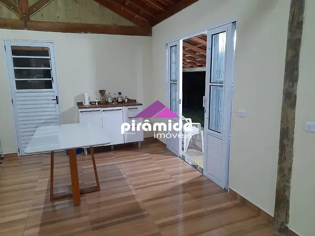 Chácara com 12000m² 2 quartos e 2 banheiros, à venda, no bairro Salto em Paraibuna