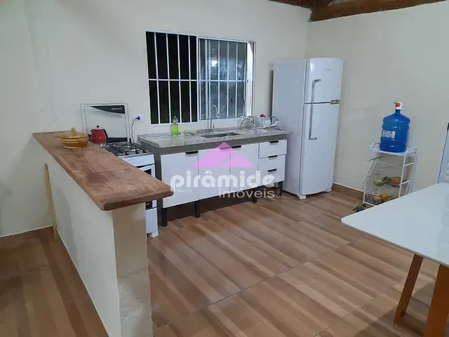 Chácara com 12000m² 2 quartos e 2 banheiros, à venda, no bairro Salto em Paraibuna