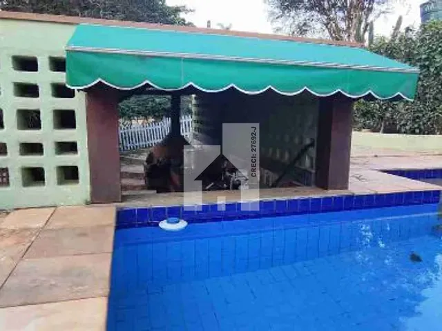 Chácara com 1522m² 4 quartos e 6 banheiros, à venda, no bairro Jardim Marajoara em Jundiaí