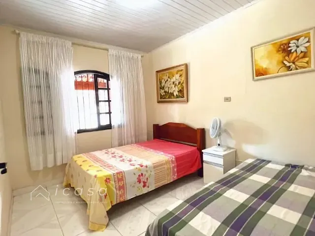 Chácara com 2000m² 5 quartos e 3 banheiros, à venda, no bairro Centro em Igaratá