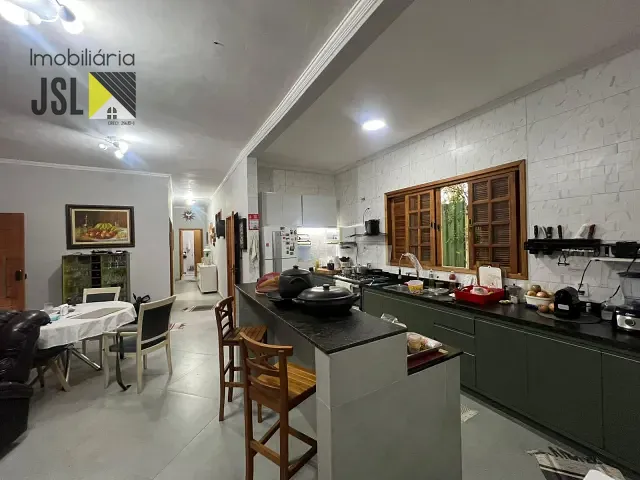 Chácara com 712m² 3 quartos e 2 banheiros, à venda, no bairro Tijuco Preto em Caçapava