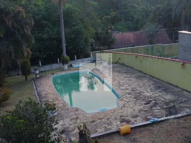 Chácara com 10500m² 2 quartos e 2 banheiros, à venda, no bairro Santa Clara em Jundiaí