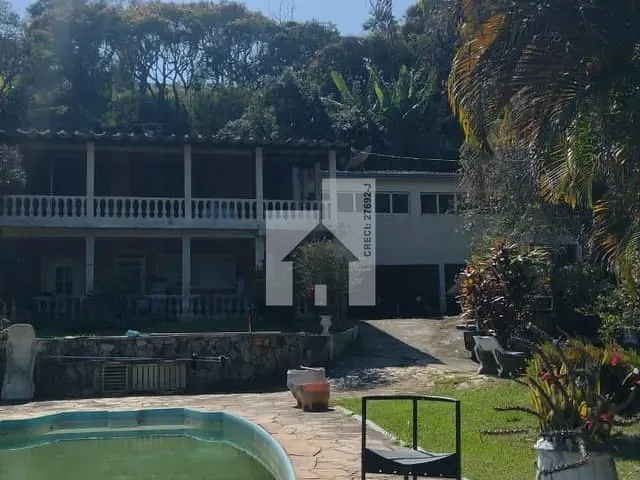 Chácara com 10500m² 2 quartos e 2 banheiros, à venda, no bairro Santa Clara em Jundiaí