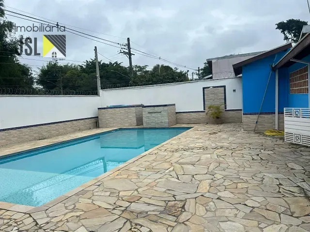 Chácara com 1940m² 3 quartos e 4 banheiros, à venda, no bairro Do Pedregulho em Caçapava